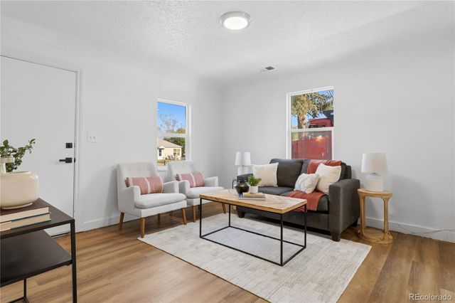 1334 Havana Street, Aurora, CO 80010