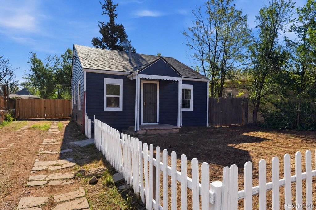 1334 Havana Street, Aurora, CO 80010