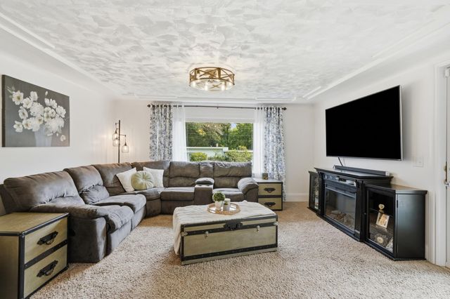 14750 Dewey Street, Cedar Lake, IN 46303