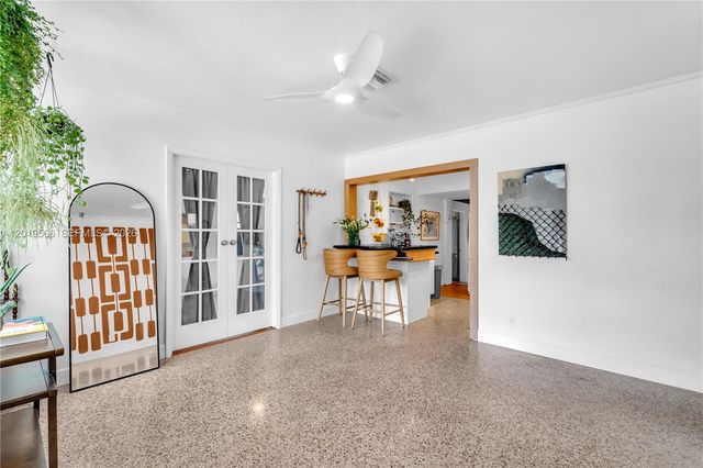 841 SW 11th Ct, Fort Lauderdale, FL 33315