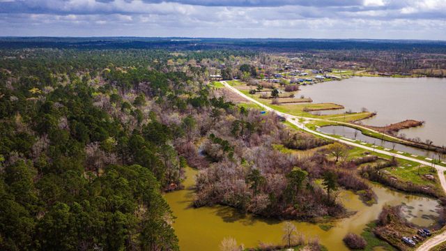 160 Triple Creek Drive, Livingston, TX 77351