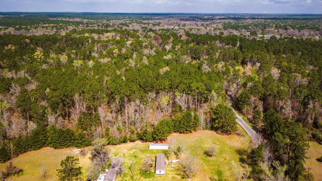 160 Triple Creek Drive, Livingston, TX 77351
