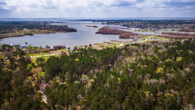 160 Triple Creek Drive, Livingston, TX 77351