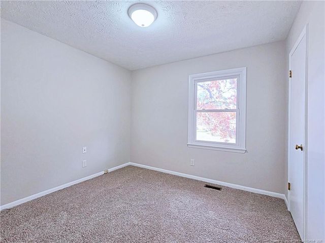 6811 Mangrove Drive, Fayetteville, NC 28314