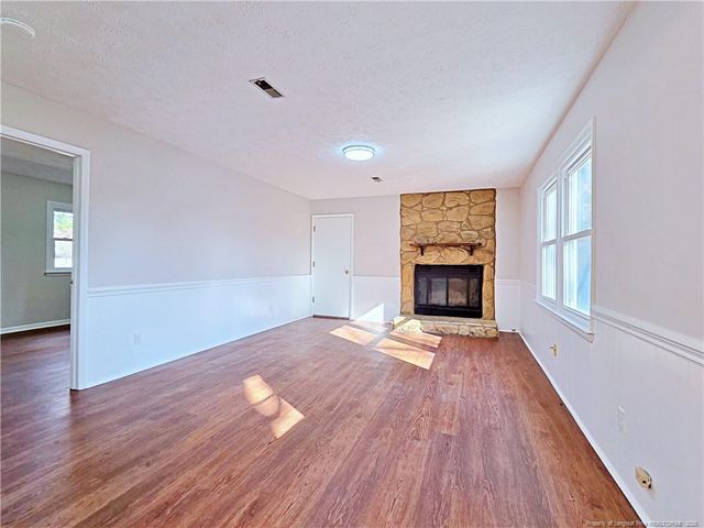 6811 Mangrove Drive, Fayetteville, NC 28314