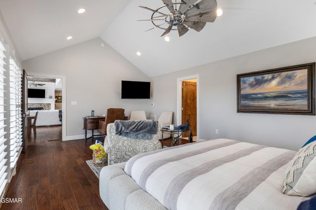 1965 McCroskey Lane, Sevierville, TN 37876