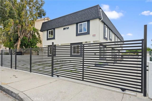 7010 Lennox Avenue, Van Nuys, CA 91405