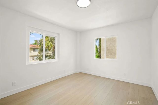 7010 Lennox Avenue, Van Nuys, CA 91405