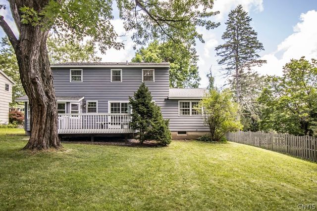 4877 Edgeworth Drive, Manlius, NY 13104