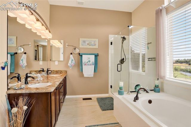 1118 Berganot Trail, Castle Pines, CO 80108