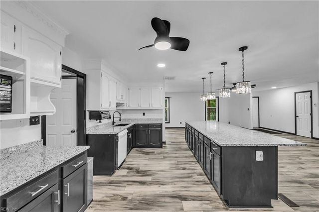 245 Fernwood Farms RD, Chesapeake, VA 23320