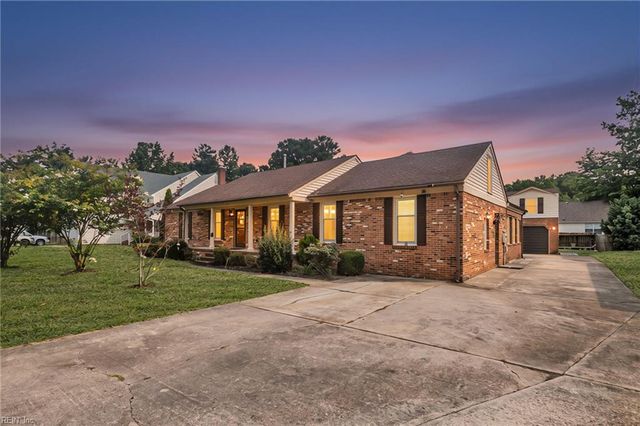 245 Fernwood Farms RD, Chesapeake, VA 23320