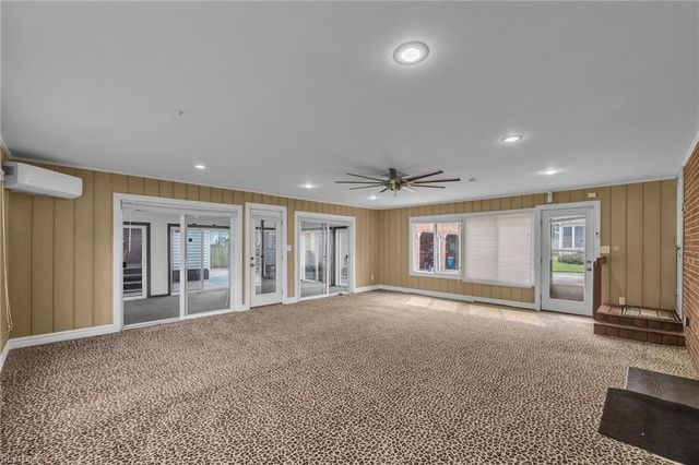 245 Fernwood Farms RD, Chesapeake, VA 23320