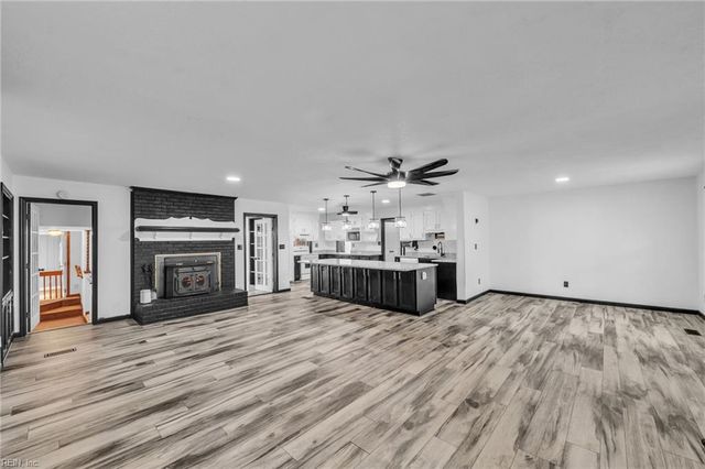 245 Fernwood Farms RD, Chesapeake, VA 23320