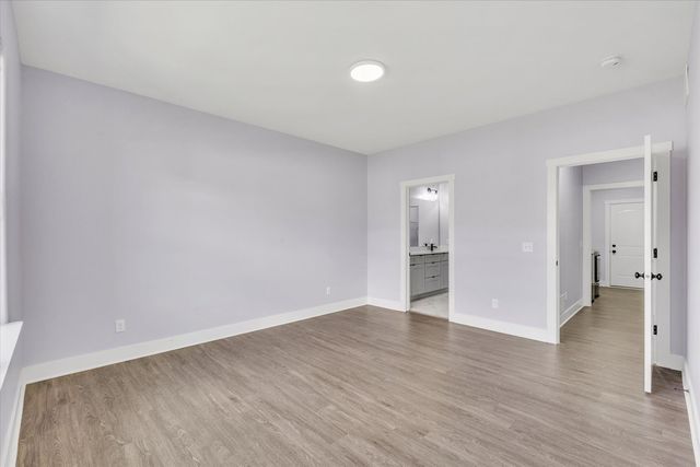 3082 Charissas Place, Bettendorf, IA 52722