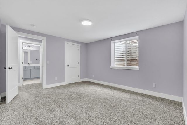 3082 Charissas Place, Bettendorf, IA 52722