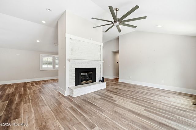 141 S Cardinal Drive S, Wilmington, NC 28403