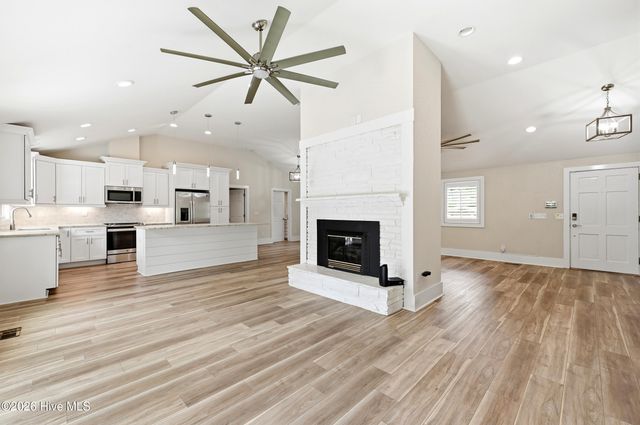 141 S Cardinal Drive S, Wilmington, NC 28403