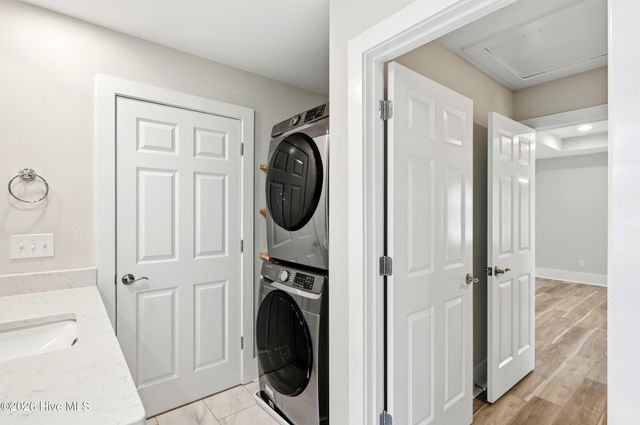 141 S Cardinal Drive S, Wilmington, NC 28403