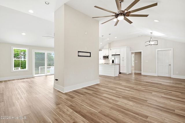 141 S Cardinal Drive S, Wilmington, NC 28403