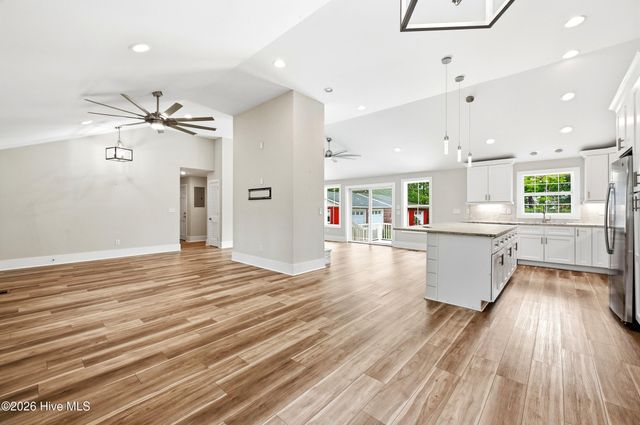 141 S Cardinal Drive S, Wilmington, NC 28403