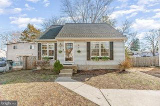 7803 W SHORE RD, Pasadena, MD 21122