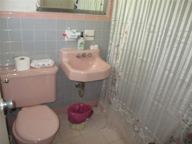 19311 Gulfstream Rd, Cutler Bay, FL 33157