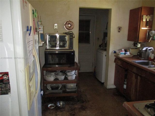 19311 Gulfstream Rd, Cutler Bay, FL 33157