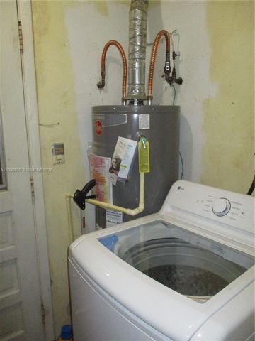 19311 Gulfstream Rd, Cutler Bay, FL 33157