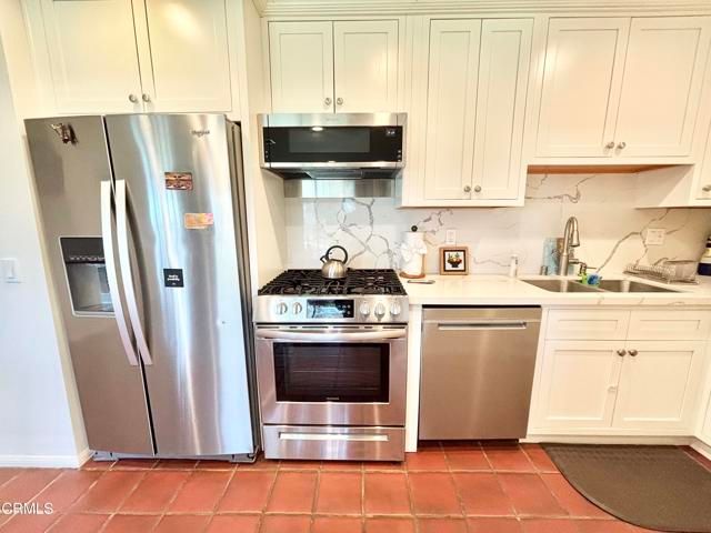 703 Reef Circle, Port Hueneme, CA 93041