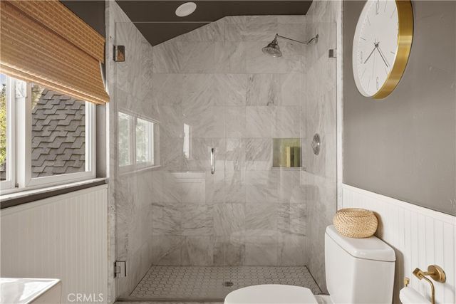 28001 North Bay, Lake Arrowhead, CA 92352