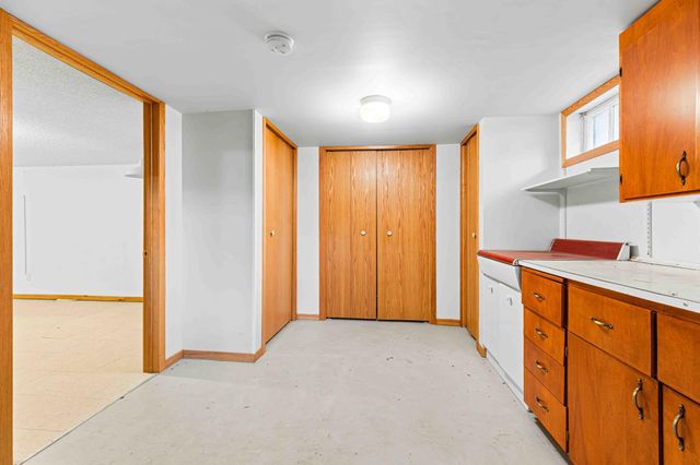 1624 4th Street S, Moorhead, MN 56560