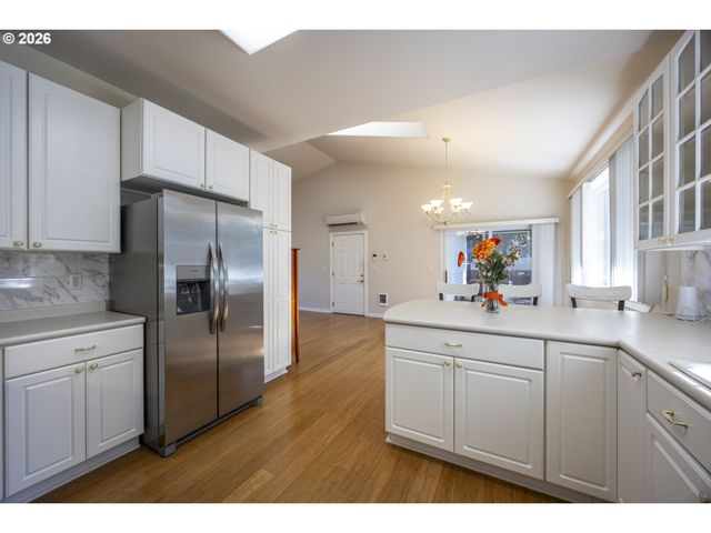 2284 21ST St, Florence, OR 97439