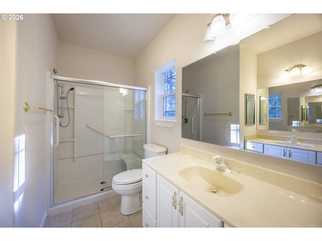 2284 21ST St, Florence, OR 97439