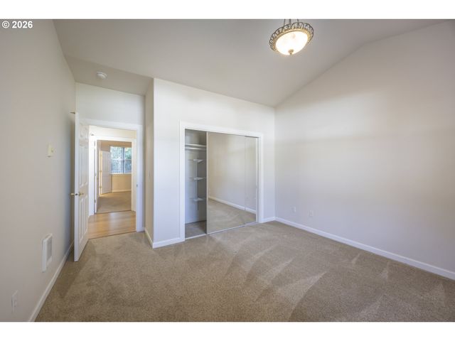 2284 21ST St, Florence, OR 97439