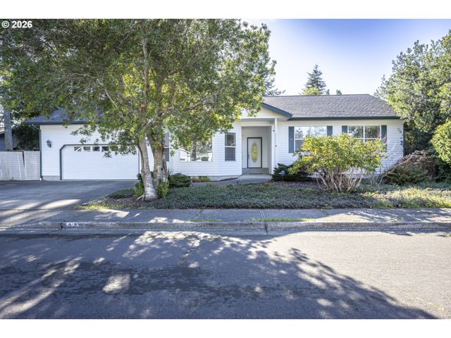 2284 21ST St, Florence, OR 97439