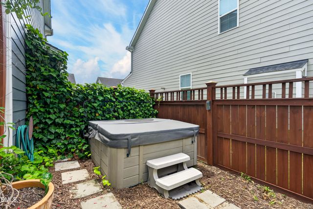 2917 Landon Ridge Drive, New Hill, NC 27562