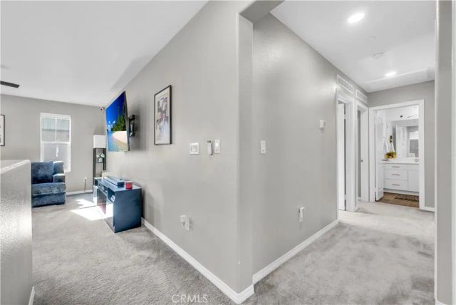 2493 Gunner Ridge Way, Rialto, CA 92377