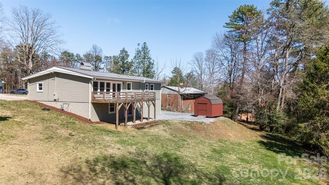 338 Hawthorne Drive, Brevard, NC 28712