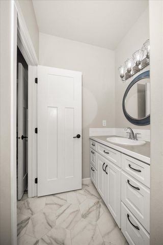 60841 Westview Dr, Nine Mile Falls, WA 99026