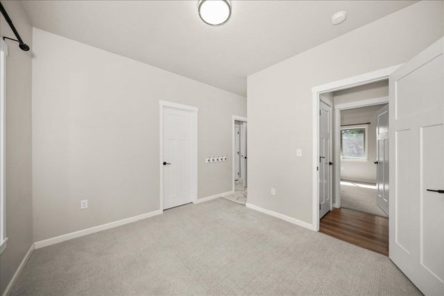60841 Westview Dr, Nine Mile Falls, WA 99026