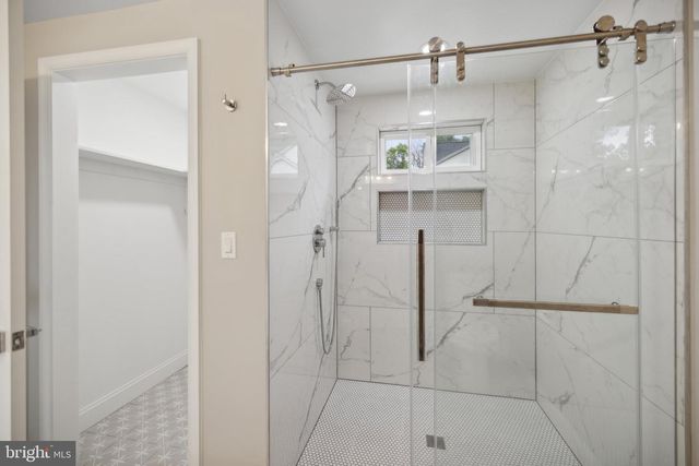 6712 S BENSON DR, Alexandria, VA 22306