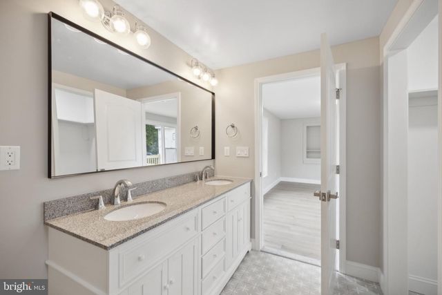 6712 S BENSON DR, Alexandria, VA 22306