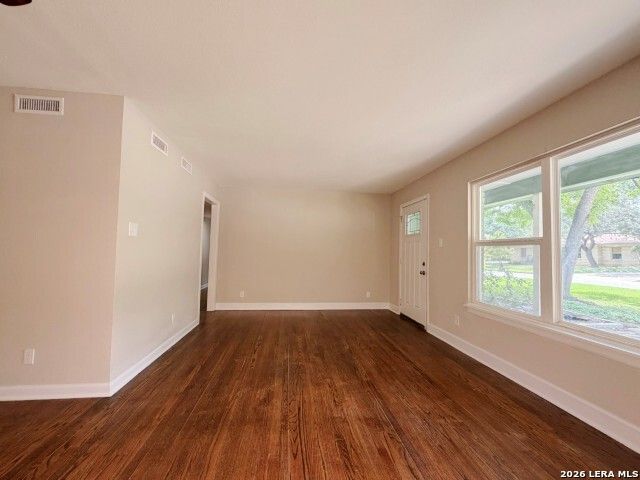 539 Oakleaf Dr, San Antonio, TX 78209