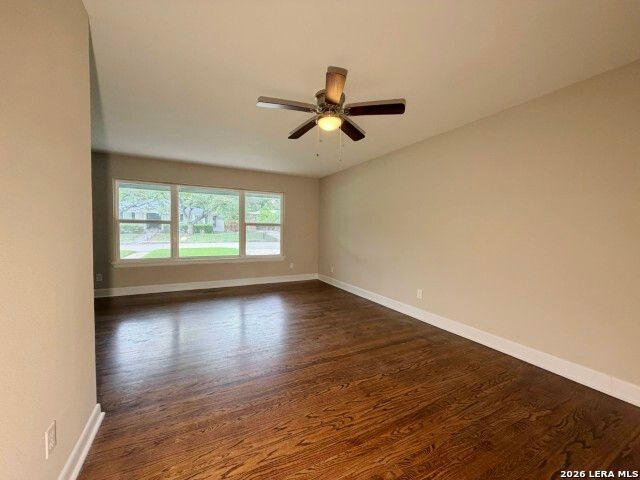 539 Oakleaf Dr, San Antonio, TX 78209
