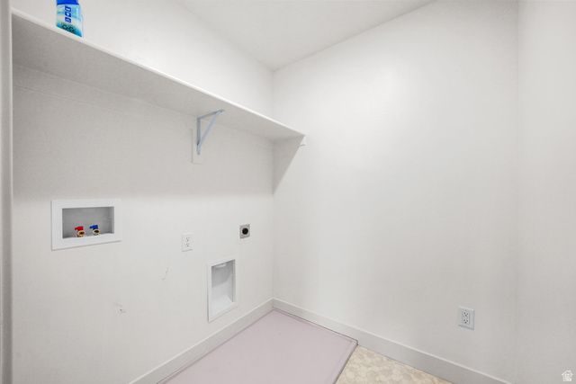 4235 W ANASAZI PARK CT, Riverton, UT 84096