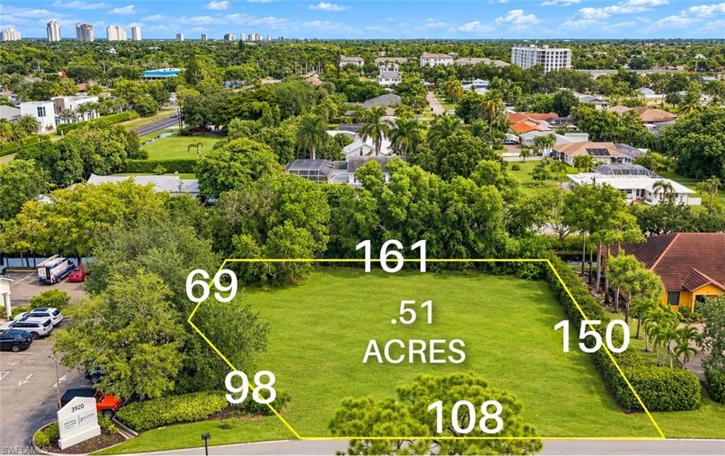 3900 Via Del Rey, BONITA SPRINGS, FL 34134 — exterior