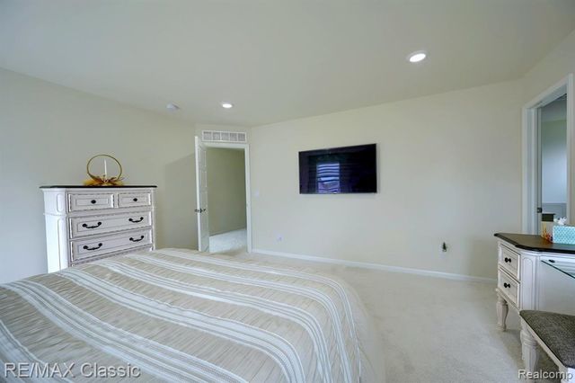 2785 Trillium Hills Drive, Commerce Twp, MI 48382
