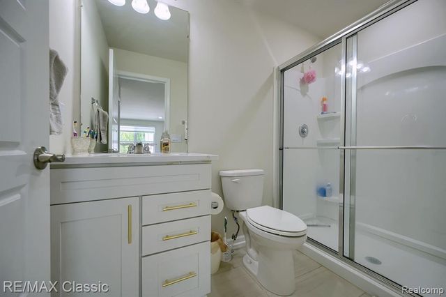 2785 Trillium Hills Drive, Commerce Twp, MI 48382