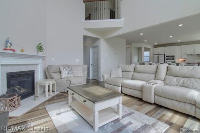 2785 Trillium Hills Drive, Commerce Twp, MI 48382